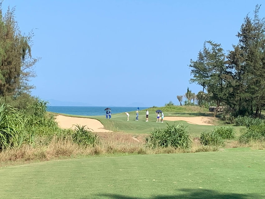 <h2>2019 Vietnam, Hong Kong & Japan Golf Cruise</h2>16 Nights | 4 Rounds | Singapore – Tokyo | March 29 – April 14